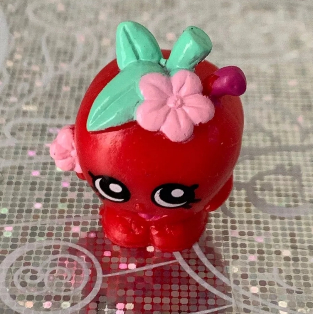 Shopkins Season 1 #1-001 Apple Blossom Red Apple FIRST‎ shopkin